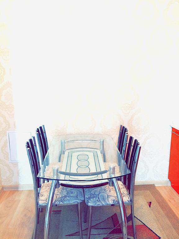 Vremena Goda Apartment In Astana Dış mekan fotoğraf